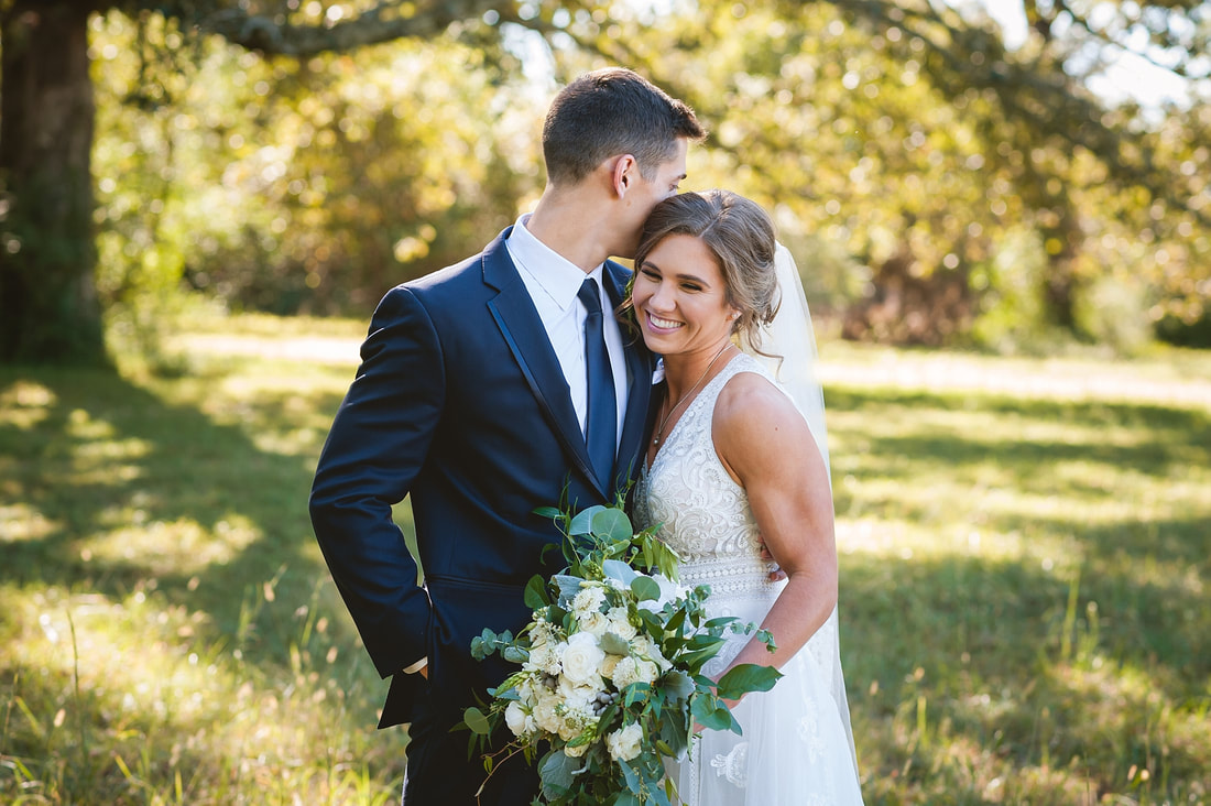 Wedding photos of bride and groom in Collierville, TN