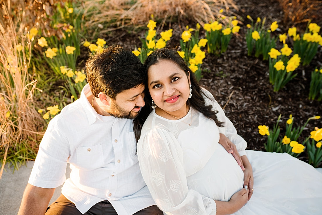 maternity portrait in the daffodils at beale street landing downtown memphis