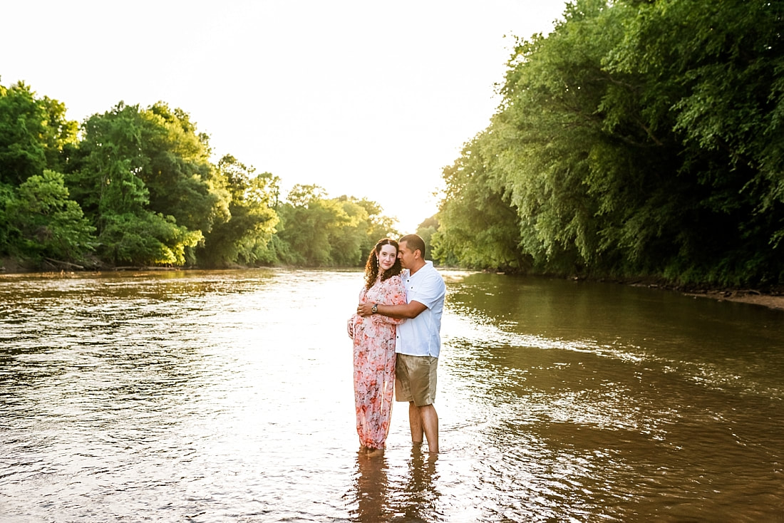 Maternity Portrait at the creek in Memphis, TN