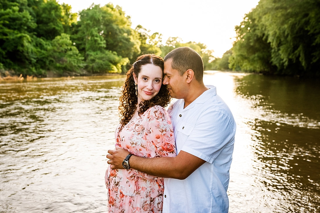 Maternity Portrait at the creek in Memphis, TN