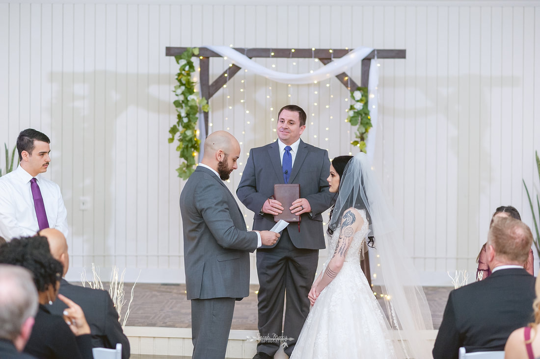 wedding ceremony at Overton Chapel, Memphis Wedding Photographer