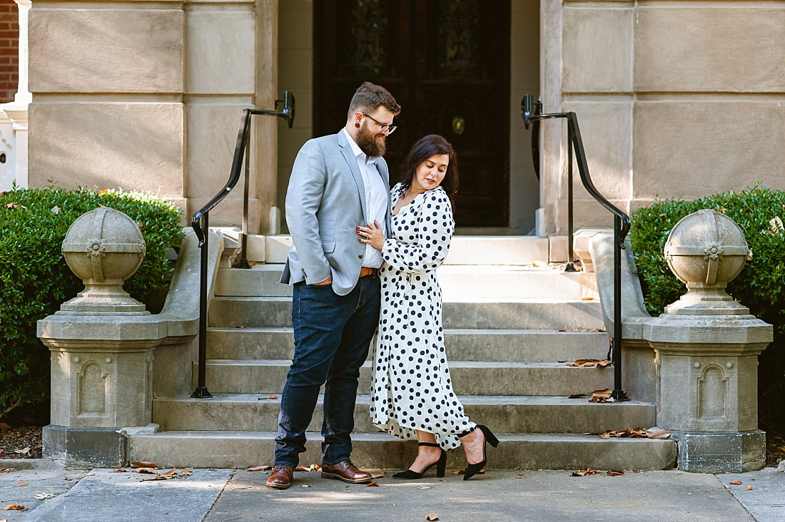 engagement photos in front of the historic Woodruff-Fontaine house in Memphis