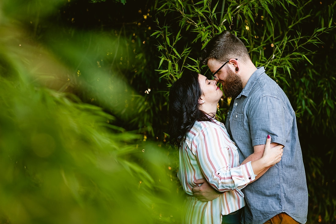 engagement photos in the garden of the historic Woodruff-Fontaine house in Memphis