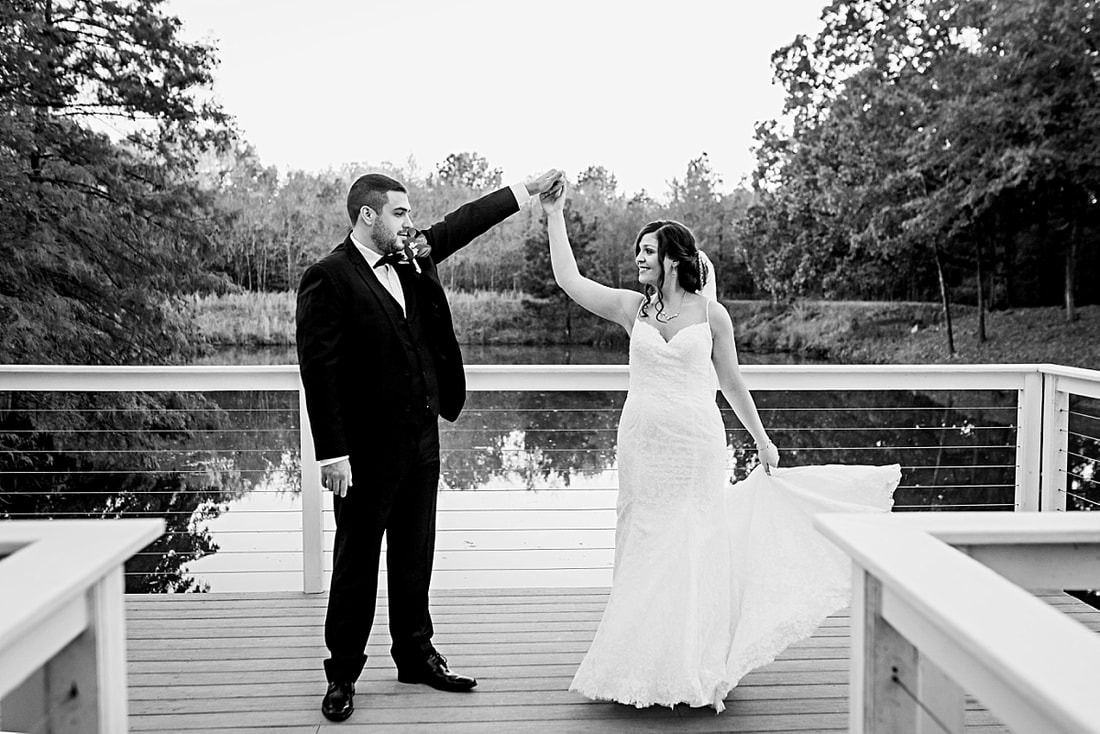 wedding photos at Orion Hill in Arlington, TN