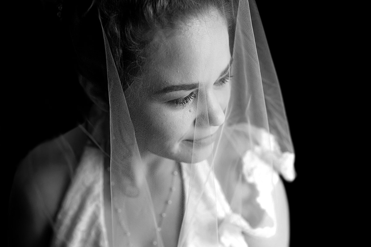Black and White Bridal portrait of bride under wedding veil + Memphis, TN wedding