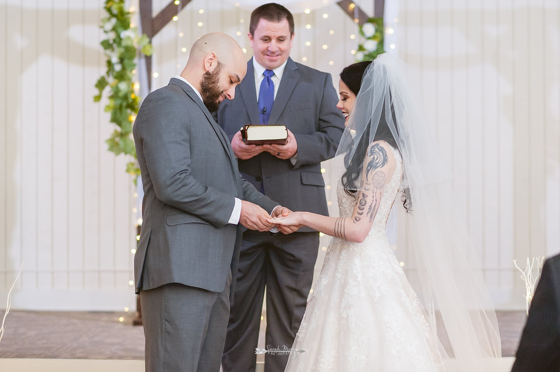 wedding ceremony at Overton Chapel, Memphis Wedding Photographer