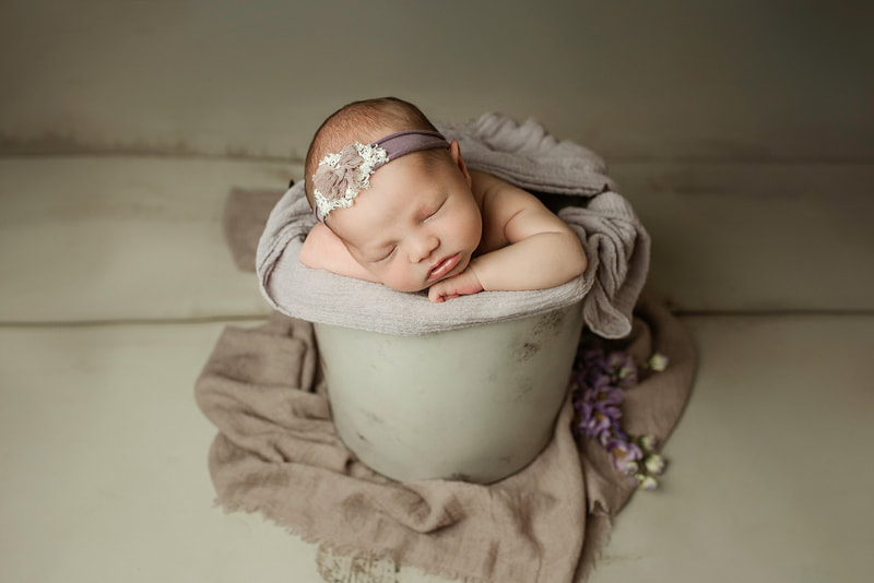 Newborn Photography in Memphis, TN. Sarah Morris Photography